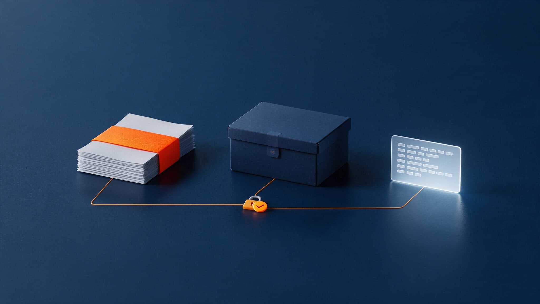 Ein gebündelter Papierstapel, eine geschlossene Archivbox und eine digitale Karte mit Codezeilen, verbunden durch eine orange Linie mit einem Vorhängeschloss und Häkchen